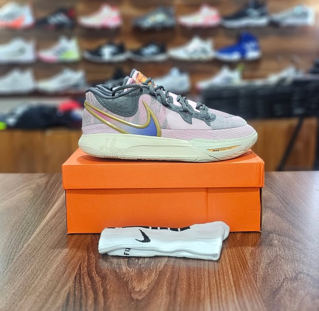 نایک کایری ۸ اورجینال